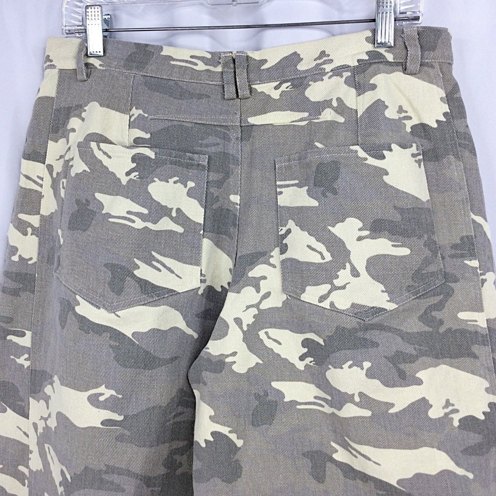 Urban Daizy Barrel Leg Crop Camo Jeans Women's Size Large Gray Ivory High Waist - Picture 5 of 7